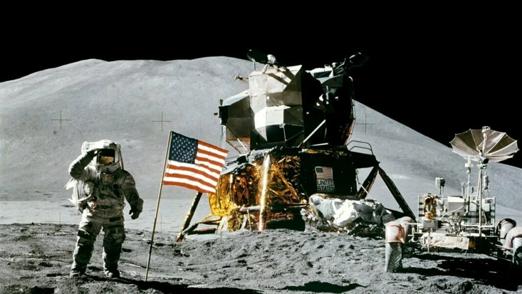 dosare-ozn-declasificate-de-trump.-ce-au-vazut-astronautii-apollo-pe-luna