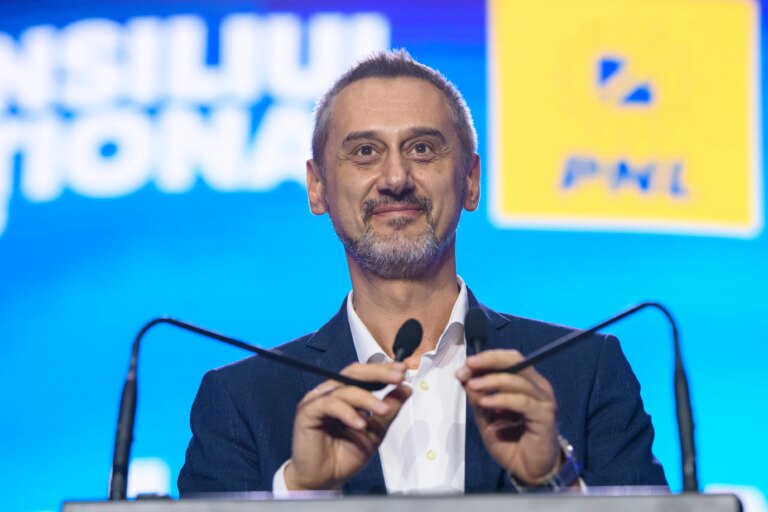 primarul-slatinei,-mario-de-mezzo,-suspectat-ca-a-condus-o-motocicleta-fara-permis.-replica-edilului:-„militia-e-folosita-ca-instrument-politic”