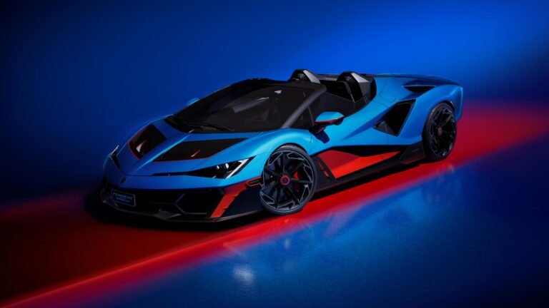 fenomeno-roadster:-cel-mai-puternic-model-decapotabil-creat-vreodata-de-lamborghini