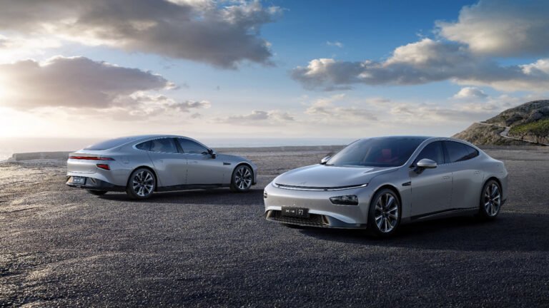 piata-auto-din-china-scade-pentru-a-saptea-luna-consecutiv,-fortand-marii-producatori-sa-„invadeze”-europa