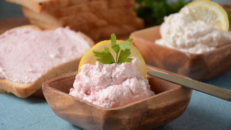 lot-de-salata-de-icre-cu-hering-si-ceapa,-rechemat-de-la-consumatori-dupa-depistarea-unei-bacterii-periculoase