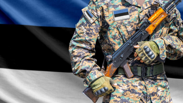 estonia-ia-in-calcul-recrutarea-obligatorie-a-femeilor,-din-cauza-climatului-tot-mai-tensionat-pe-flancul-estic-al-nato