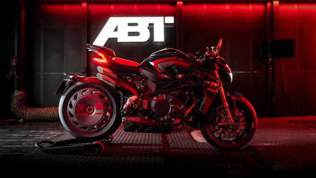exclusivitate-pe-doua-roti:-prima-motocicleta-creata-de-abt-costa-cu-15.600-de-dolari-mai-mult-decat-modelul-pe-care-se-bazeaza