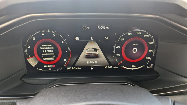 capcana-din-bord:-peste-20000-de-masini-second-hand-din-canada-au-avut-kilometrajul-dat-inapoi.-de-ce-odometrele-digitale-sunt-o-tinta-mai-usoara