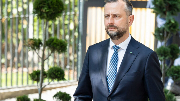 „record-mondial-absolut”:-polonia-a-semnat-contracte-de-aparare-din-programul-safe,-de-18,4-miliarde-de-euro,-intr-o-singura-zi