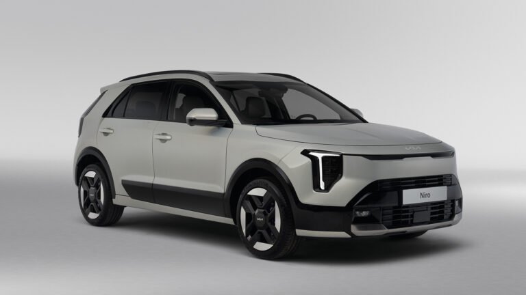 tranzitie-inteligenta-spre-electrificare:-kia-dezvaluie-noul-niro-hibrid-in-europa