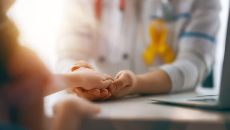 schimbare-pentru-bolnavii-cronici-si-oncologici-de-la-1-iunie.-concediul-medical-va-fi-platit-din-prima-zi