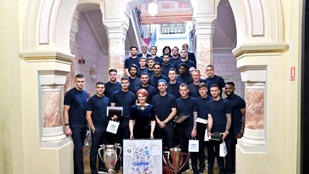 universitatea-craiova,-premiata-de-primarie-dupa-sezonul-in-care-a-castigat-titlul-si-cupa-romaniei