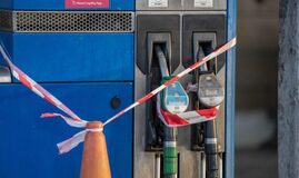 Haos în a patra zi de proteste față de prețurile la combustibil în Irlanda. Manifestații și în Norvegia, țară producătoare de petrol