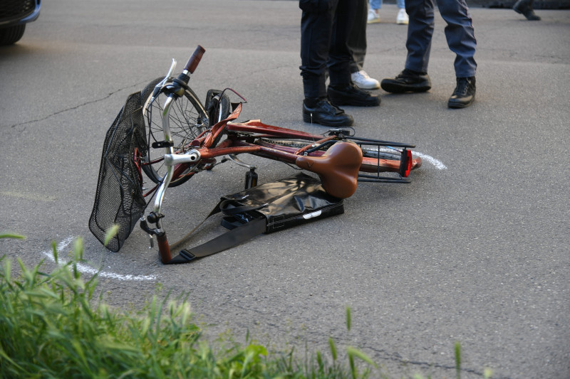 Modena, Auto Falcia Pedoni. Ci Sono Feriti Gravi