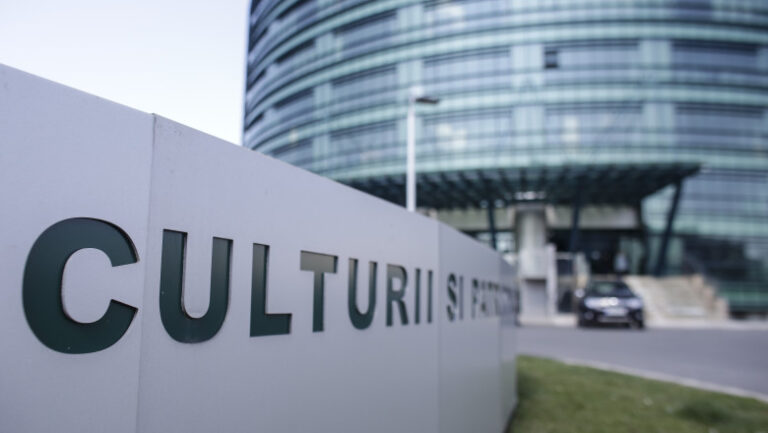 ministerul-culturii-cere-modificarea-proiectului-legii-salarizarii-unitare:-dezechilibre-care-afecteaza-profesionistii-din-domeniu