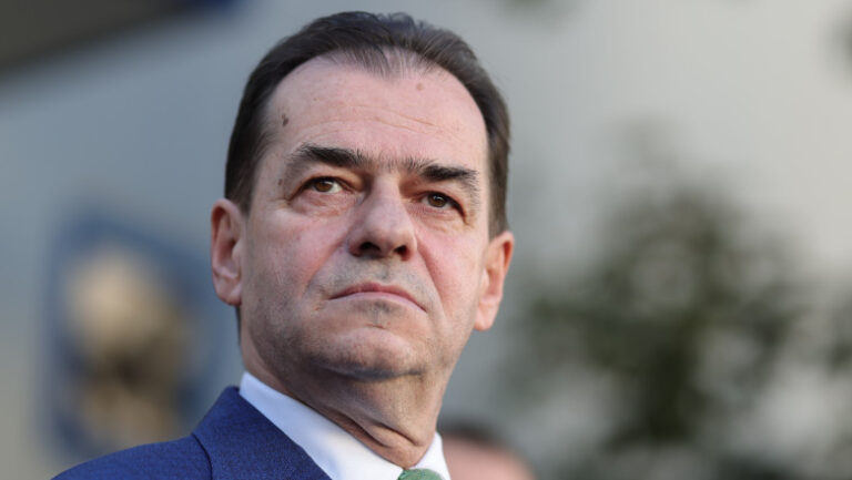 orban-il-acuza-pe-nicusor-dan-ca-il-„protejeaza-pe-grindeanu”-si-il-numeste-„cacealmist”:-tomac-ar-fi-un-„premier-marioneta-al-psd”
