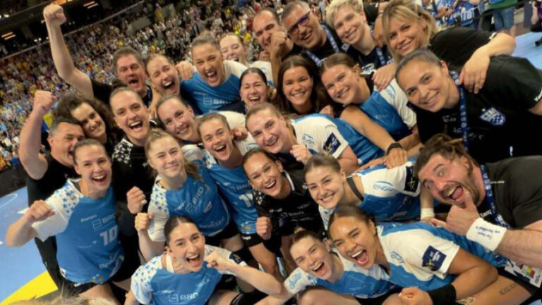 csm-bucuresti,-medalie-de-bronz-in-liga-campionilor,-dupa-finala-mica-cu-brest-bretagne-handball