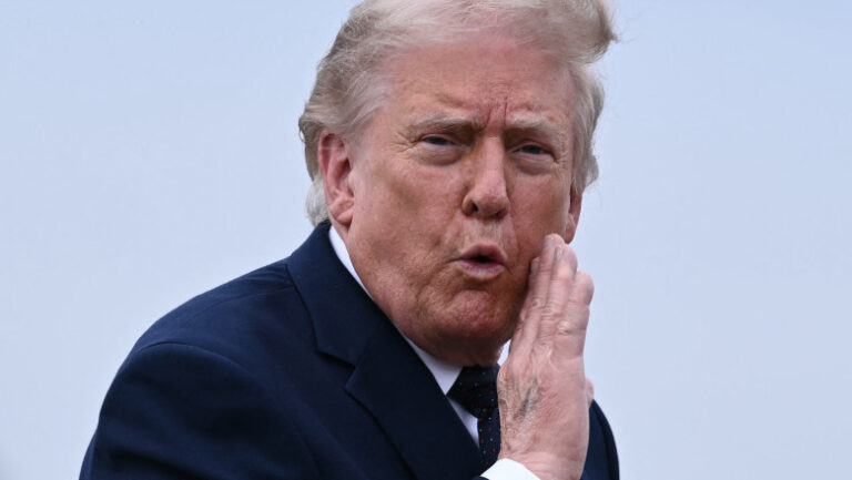 trump-afirma-ca-netanyahu-„nu-va-avea-de-ales”-decat-sa-accepte-un-acord-cu-iranul