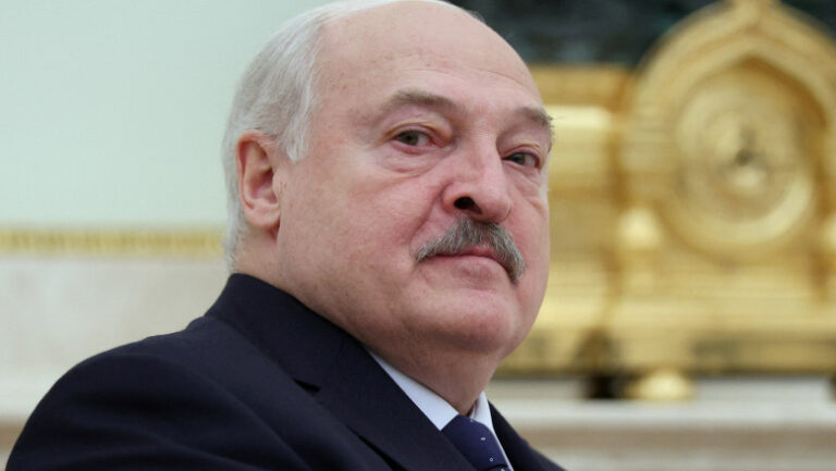 „nu-vrem-sa-fim-carne-de-tun”:-lukasenko-exclude-trimiterea-de-trupe-in-ucraina