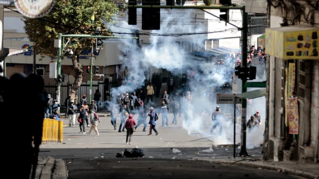 noi-proteste-in-bolivia-dupa-adoptarea-unei-legi-care-permite-masuri-mai-dure-impotriva-manifestantilor noi-proteste-in-bolivia-dupa-adoptarea-unei-legi-care-permite-masuri-mai-dure-impotriva-manifestantilor