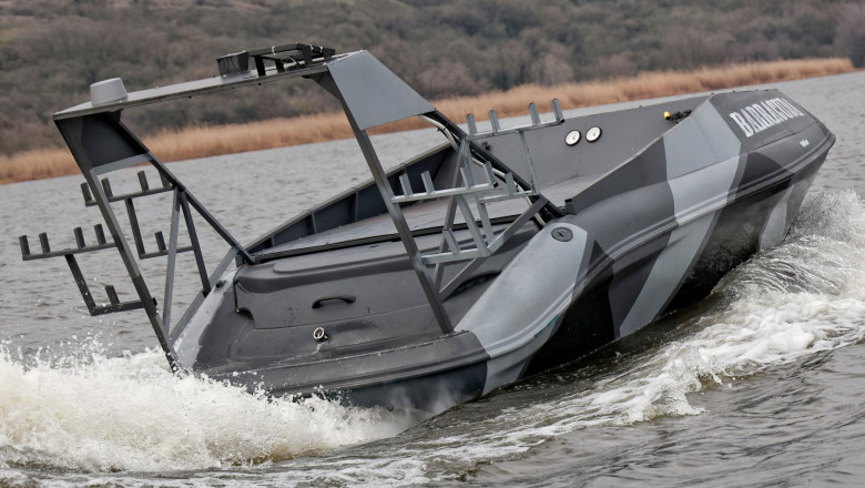 ce-se-stie-despre-dronele-marine-care-i-au-salvat-pe-cei-doi-piloti-ai-elicopterului-apache-doborat-de-iran ce-se-stie-despre-dronele-marine-care-i-au-salvat-pe-cei-doi-piloti-ai-elicopterului-apache-doborat-de-iran