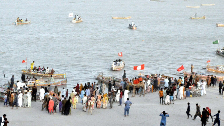 india-vrea-sa-intrerupa-accesul-pakistanului-la-apa-din-fluviile-sale.-„nicio-picatura-de-apa-nu-va-curge-in-urmatorii-ani”
