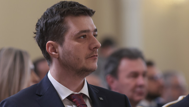 cine-este-cosmin-soare-filatov,-consilierul-lui-nicusor-dan-luat-in-calcul-pentru-conducerea-ministerului-justitiei-in-guvernul-tomac cine-este-cosmin-soare-filatov,-consilierul-lui-nicusor-dan-luat-in-calcul-pentru-conducerea-ministerului-justitiei-in-guvernul-tomac