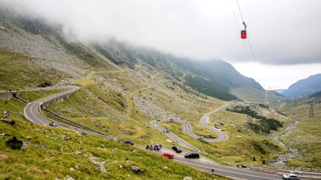 deschiderea-transfagarasanului,-programata-pentru-vineri-la-ora-09.00,-amanata-din-cauza-codului-portocaliu-de-ploi deschiderea-transfagarasanului,-programata-pentru-vineri-la-ora-09.00,-amanata-din-cauza-codului-portocaliu-de-ploi