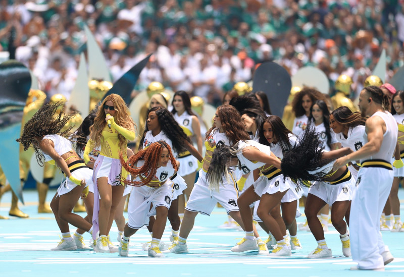 campionatul-mondial-de-fotbal-2026,-deschis-oficial-cu-o-festivitate-la-ciudad-de-mexico:-shakira,-show-pe-stadionul-azteca campionatul-mondial-de-fotbal-2026,-deschis-oficial-cu-o-festivitate-la-ciudad-de-mexico:-shakira,-show-pe-stadionul-azteca
