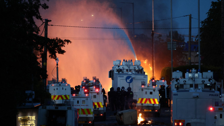 casele-atacate-in-timpul-violentelor-din-belfast-se-aflau-pe-o-„lista-neagra”-a-grupurilor-de-extrema-dreapta:-„tinte-legitime” casele-atacate-in-timpul-violentelor-din-belfast-se-aflau-pe-o-„lista-neagra”-a-grupurilor-de-extrema-dreapta:-„tinte-legitime”