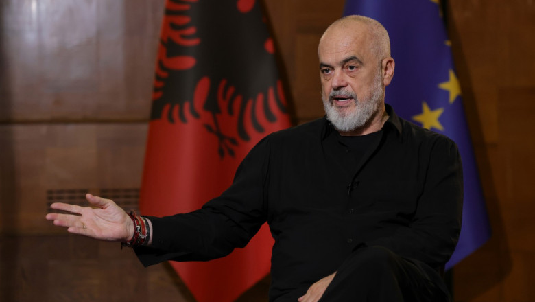 premierul-albaniei-da-vina-pe-terorismul-cibernetic-iranian,-in-contextul-protestelor-privind-investitiile-ginerelui-lui-trump