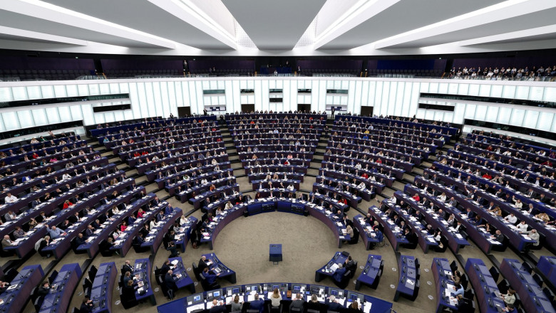 pe:-cresterile-pentru-romania-in-viitorul-buget-ue-sunt-insuficiente,-iar-taierile-la-competitivitate-si-aparare-sunt-o-greseala