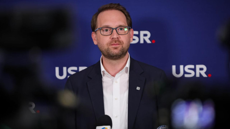 usr-nu-sustine-guvernul-tomac.-premierul-desemnat-de-nicusor-dan-nu-are-suficienta-sustinere-pentru-a-putea-fi-votat-in-parlament usr-nu-sustine-guvernul-tomac.-premierul-desemnat-de-nicusor-dan-nu-are-suficienta-sustinere-pentru-a-putea-fi-votat-in-parlament
