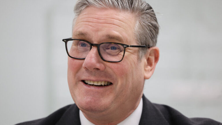 „eu-nu-plec-nicaieri”.-reactia-premierului-keir-starmer-dupa-demisia-care-a-starnit-speculatii-in-regatul-unit