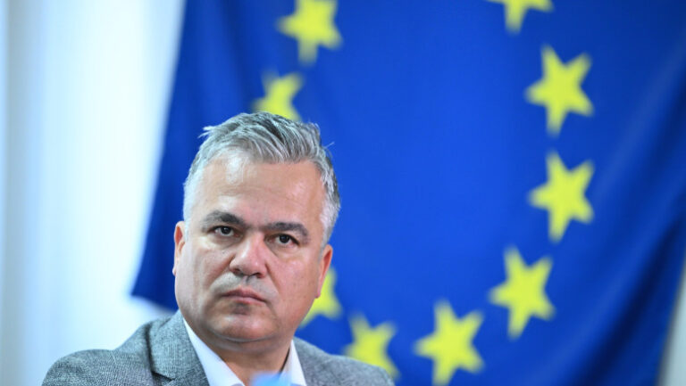 adrian-vestea-a-anuntat-in-sedinta-pnl-cand-ar-urma-sa-fie-dat-votul-pentru-guvernul-sau