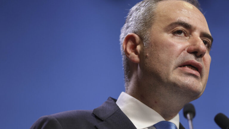 adrian-vestea-da-asigurari-ca-alexandru-nazare-vrea-sa-faca-parte-din-guvernul-pe-care-il-va-propune