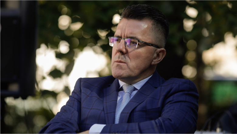 dan-dungaciu-spune-ca-aur-vrea-anticipate:-„razboiul-dintre-userizarea-pnl-si-nicusorizarea-psd-nu-e-al-nostru” dan-dungaciu-spune-ca-aur-vrea-anticipate:-„razboiul-dintre-userizarea-pnl-si-nicusorizarea-psd-nu-e-al-nostru”
