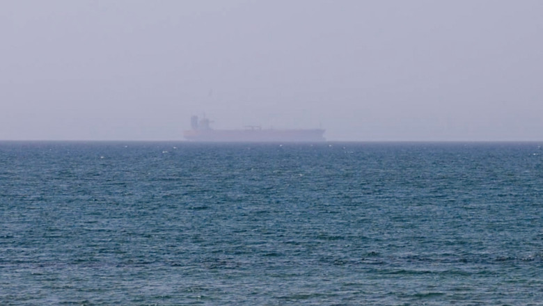 traficul-maritim-in-stramtoarea-ormuz-a-scazut-drastic-dupa-anuntul-iranului traficul-maritim-in-stramtoarea-ormuz-a-scazut-drastic-dupa-anuntul-iranului