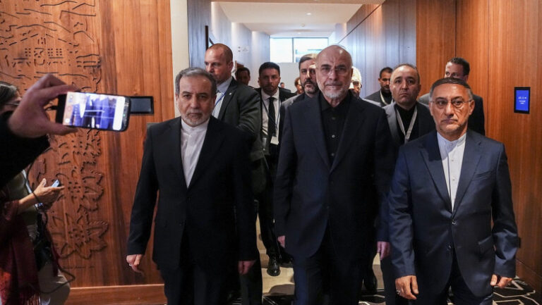 delegatia-iraniana-de-la-negocierile-din-elvetia-se-intoarce-la-teheran.-negocierile-tehnice-cu-sua-continua