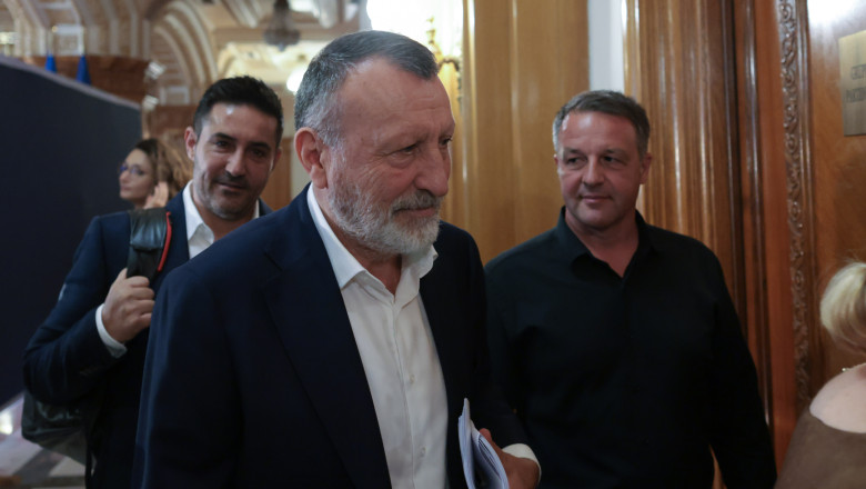 paul-stanescu-spune-ca-sorin-grindeanu-ar-trebui-sa-fie-urmatorul-premier-desemnat:-psd-a-gresit-cand-s-a-dezis-de-aur paul-stanescu-spune-ca-sorin-grindeanu-ar-trebui-sa-fie-urmatorul-premier-desemnat:-psd-a-gresit-cand-s-a-dezis-de-aur