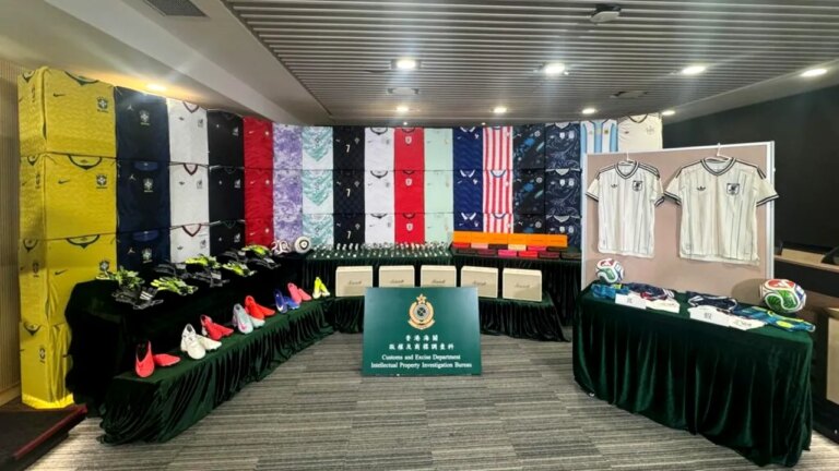cupa-mondiala-2026:-franta-s-a-calificat-in-saisprezecimile-cupei-mondiale-dupa-3-0-cu-irakul,-dupa-un-meci-intrerupt-aproape-doua-ore-din-cauza-unei-furtuni