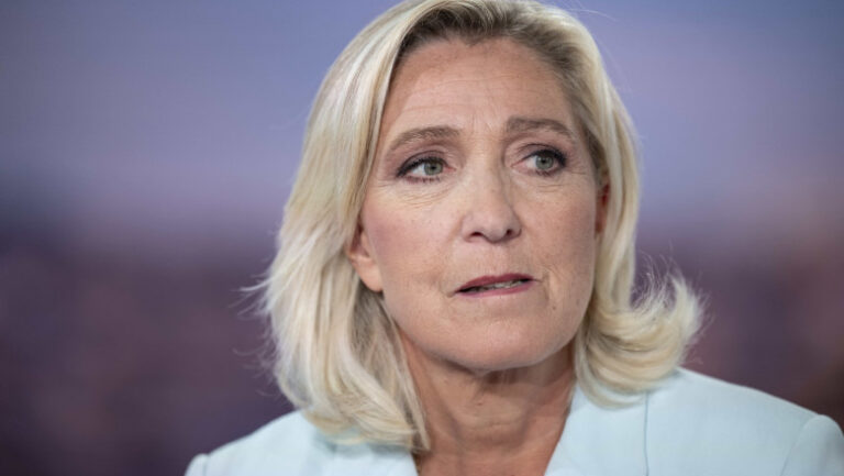marine-le-pen,-atac-la-donald-trump:-ce-a-nemultumit-o-pe-sefa-extremei-drepte-franceze