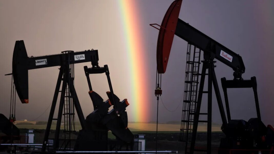 pretul-petrolului-a-urcat-brusc-dupa-atacul-asupra-unei-nave-cargo-in-apropiere-de-oman pretul-petrolului-a-urcat-brusc-dupa-atacul-asupra-unei-nave-cargo-in-apropiere-de-oman