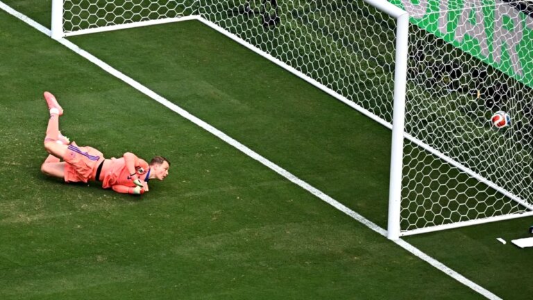 ecuador,-victorie-uriasa-cu-germania!-sud-americanii-sunt-ca-si-calificati-in-faza-eliminatorie