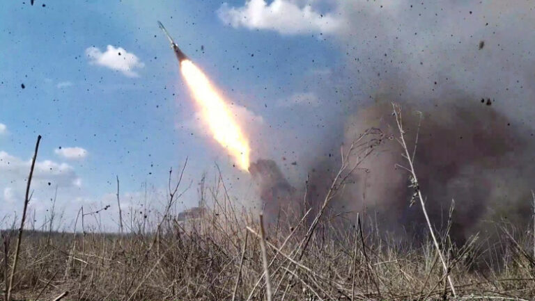 rusia-a-lansat-noi-atacuri-langa-granita-romaniei,-a-fost-emis-mesaj-ro-alert-in-tulcea.-anuntul-mapn