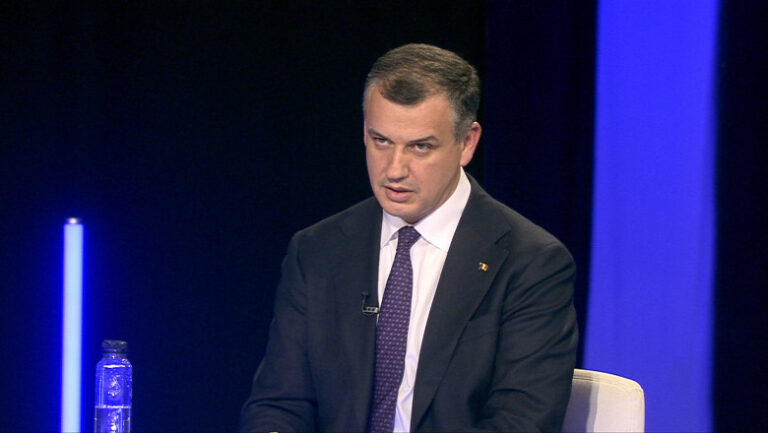 tomac-sugereaza-ca-intalnirea-lui-vestea-cu-aur-a-fost-o-greseala-de-imagine:-„era-mai-potrivit-sa-nu-aiba-loc”