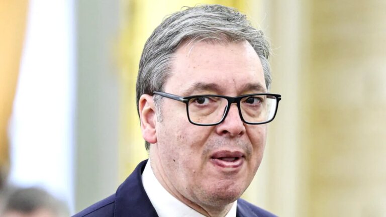 presedintele-serbiei,-aleksandar-vucic,-anunta-ca-va-demisiona-si-va-convoca-alegeri-anticipate