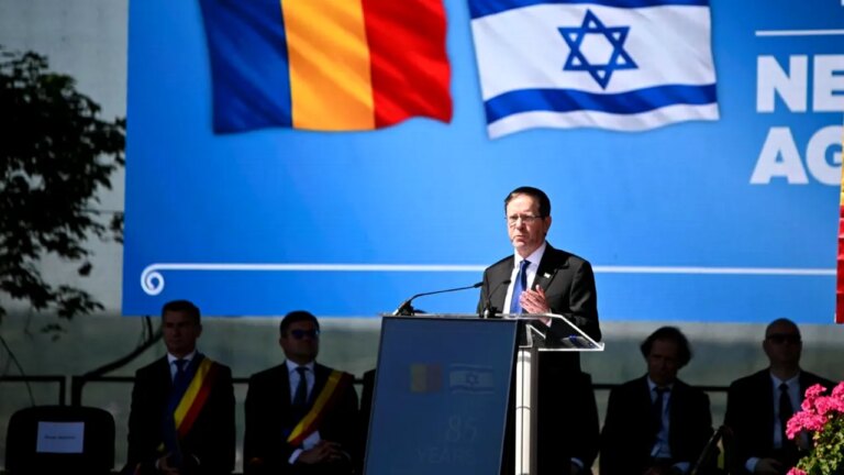 presedintele-israelului,-isaac-herzog,-la-comemorarea-pogromului-de-la-iasi:-„antisemitismul-isi-arata-din-nou-chipul-urat”