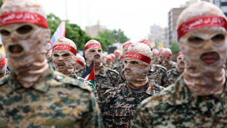 iranul-ameninta-ca-va-bloca-si-stramtoarea-bab-el-mandeb-si-opreste-negocierile-de-pace-cu-sua