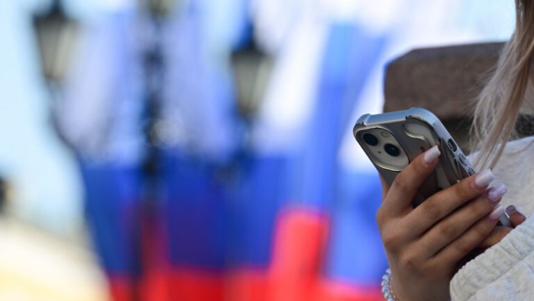 putin-a-ordonat-fsb-sa-asigure-disponibilitatea-„serviciilor-esentiale”-in-timpul-intreruperilor-de-internet.-ce-inseamna-asta