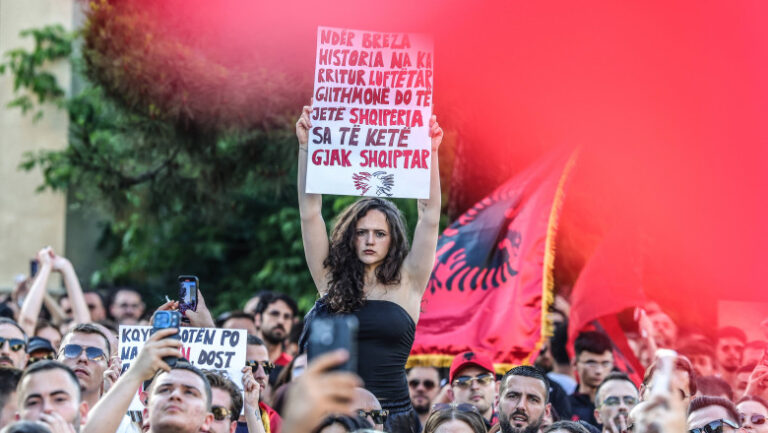 proiectul-unei-statiunii-de-lux-pe-care-familia-trump-vrea-sa-o-deschida-in-albania,-in-atentia-procurorilor-anticoruptie