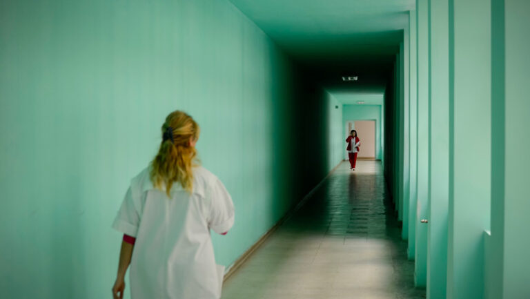 pedepse-mai-mari-pentru-violentele-din-spitale.-senatul-a-adoptat-legea-privind-protectia-personalului-medical