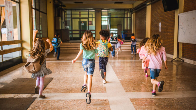 5-iunie-2026,-zi-libera-pentru-elevi-si-profesori.-in-ce-unitati-de-invatamant-nu-se-fac-cursuri
