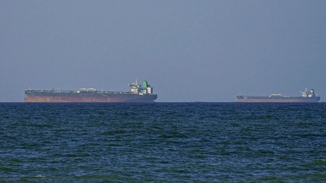 stramtoarea-ormuz,-din-nou-in-centrul-tensiunilor.-iranul-ameninta-petrolierele-cu-un-„raspuns-ferm”